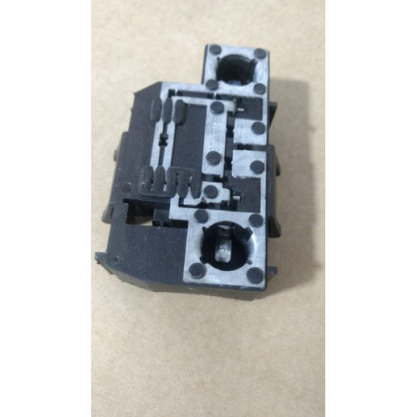 Circuito Lanterna Tampa Renault Megane Sedan 98 A 01