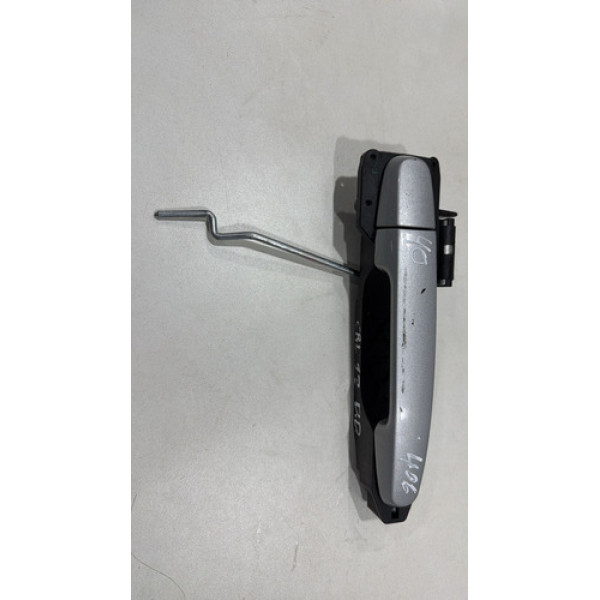 Maçaneta Dianteira Direita Toyota Corolla 2009 Á 2014 635404