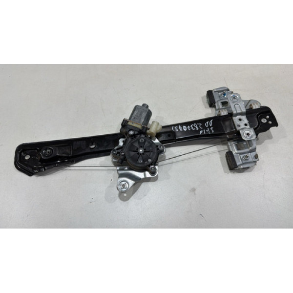 Maquina Vidro Dianteiro Direito Spin 2012 2013 2014 A 2017