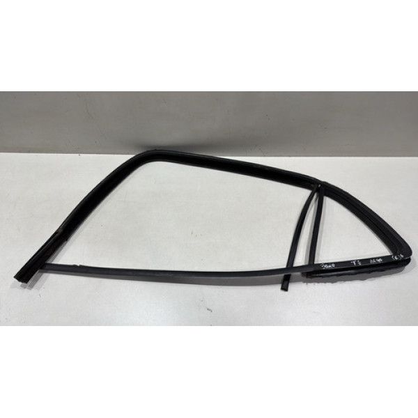 Pestana Canaleta Vidro Porta Fiat Argo Trase Esquerda 2019