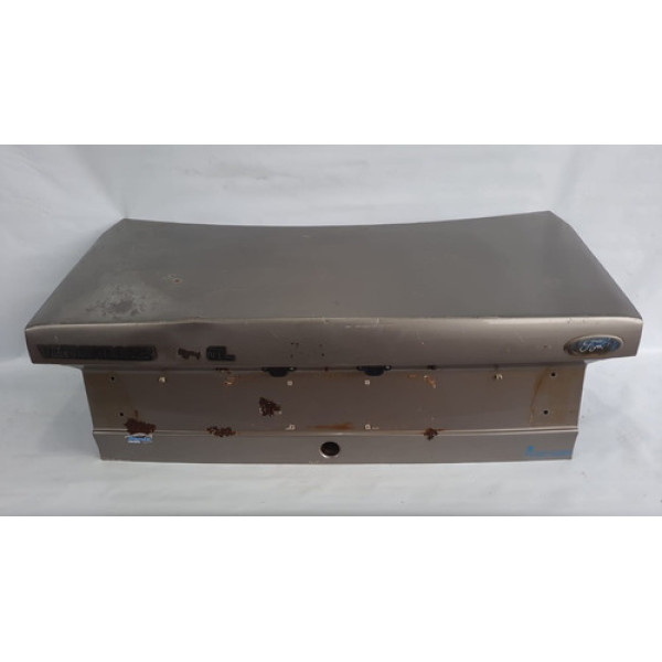 Tampa Traseira Versailles 