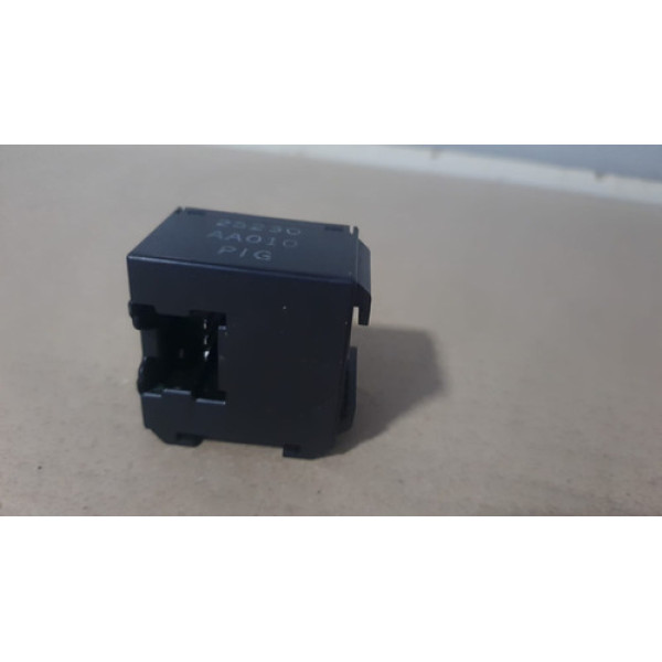 Rele Trava Porta Nissan Versa Kicks 25230aa010