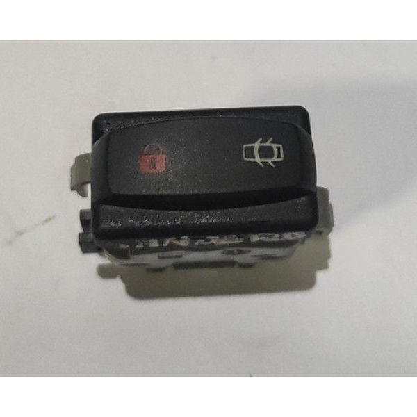 Botão Trava Destrava Renault Clio Sandero Logan Duster 2012