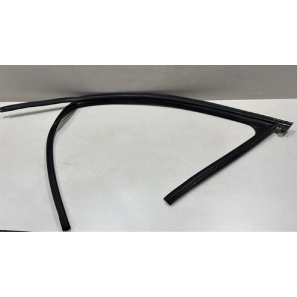 Borracha De Vidro Porta Dianteira Esquerd Audi A4 2009/ 2014