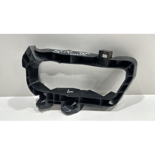 Suporte Moldura Farol Milha Direito Kicks 2019 2020 2021