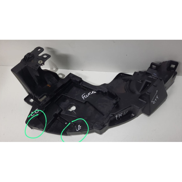 Suporte Inferior Farol Esquerdo Fluence 2011 /2016 
