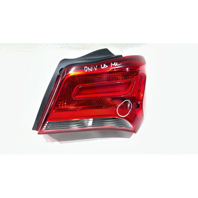 Lanterna Direita Gm Onix 2017 2018 2019 Original Detalhe Lanterna Direita Gm Onix 2017 2018 2019 Original Detalhe