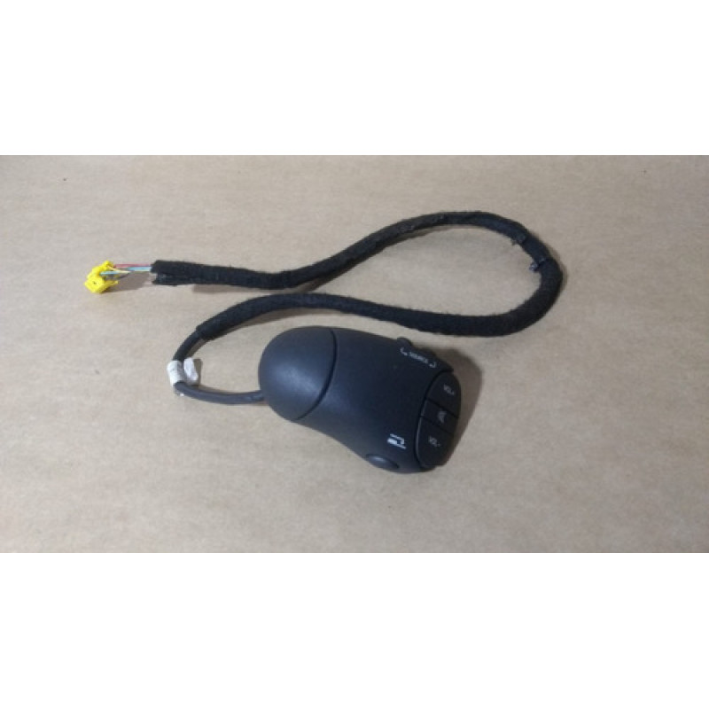 Comando De Som Do Volante Sandero Logan 2010/2013 Comando De Som Do Volante Sandero Logan 2010/2013