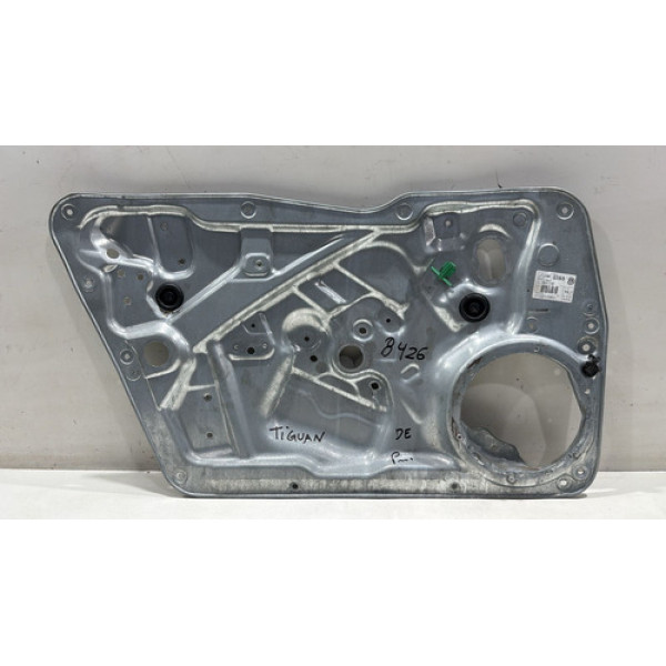 Suporte Maquina Vidro Dianteiro Esquerdo Vw Tiguan 2011 1300