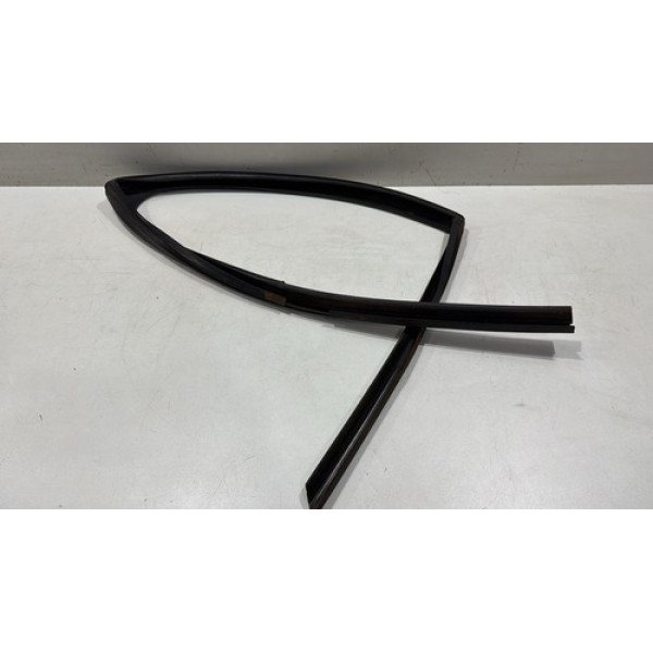 Borracha Canaleta Vidro Traseira Esquerda Ford Fusion 06/09