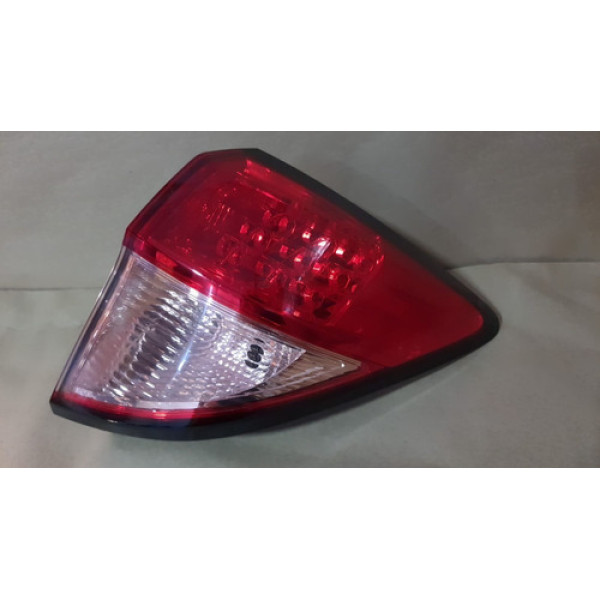 Lanterna Direita Hrv 2016 2017 2018 Com Led Usada 