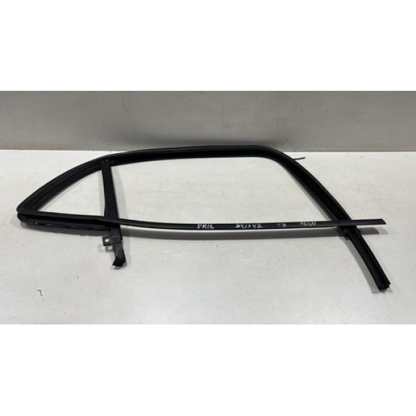 Borracha Canaleta Vidro Traseiro Direito Fiat Argo 2020 23