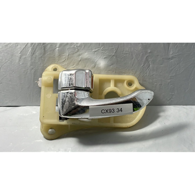 Maçaneta Interna Esquerda Hyundai Azera 3.3 V6 2006 Á 2011 Maçaneta Interna Esquerda Hyundai Azera 3.3 V6 2006 Á 2011