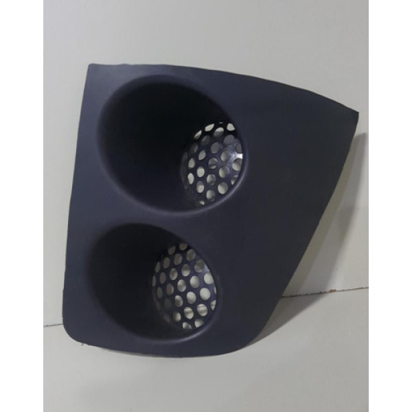 Moldura Farol De Milha Esquerdo Strada 2005 / 2009 