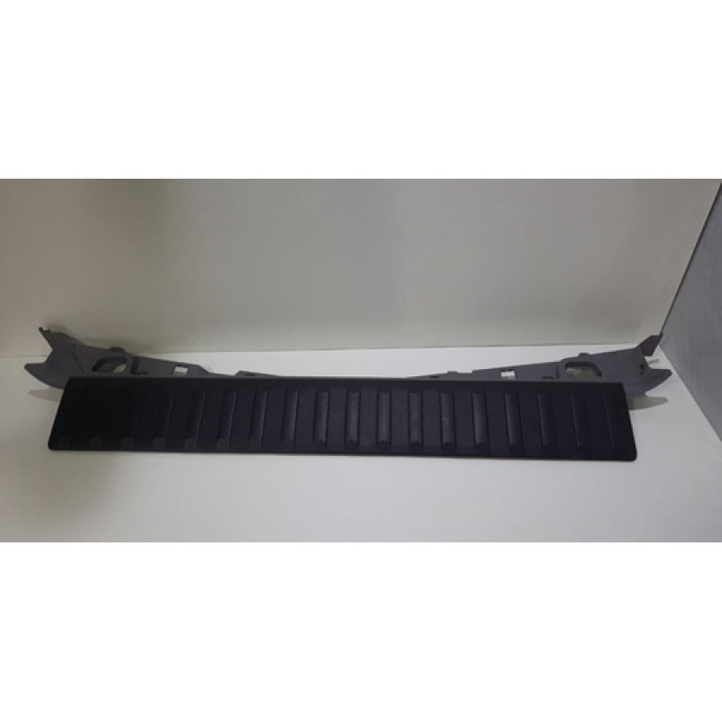 Acabamento Tampa Porta Malas Bmw X5 2001 Á 2005 51478244761 Acabamento Tampa Porta Malas Bmw X5 2001 Á 2005 51478244761