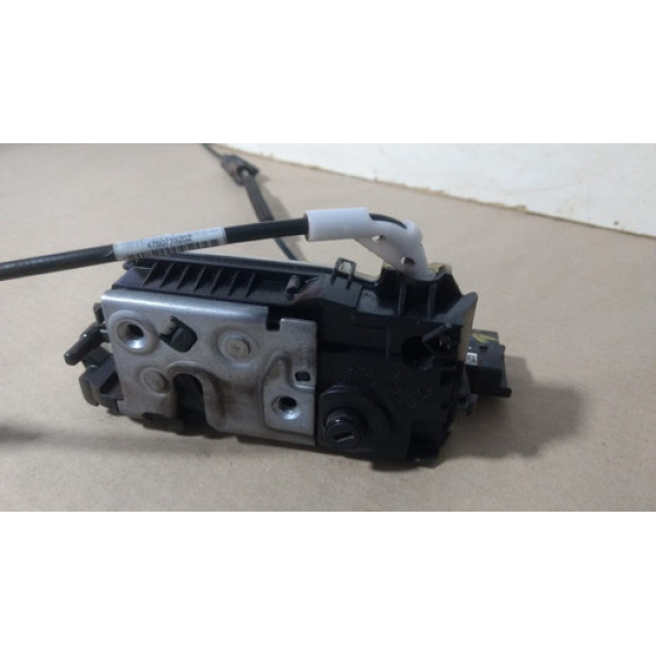 Fechadura De Porta Traseira Direito  Peugeot 208 E 2008