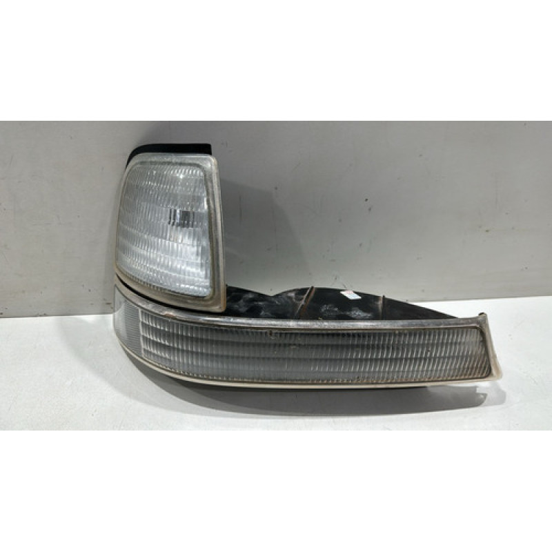 Lanterna Pisca Ranger 1999 00 01 02 03 2004 Lado Direito Tyc Lanterna Pisca Ranger 1999 00 01 02 03 2004 Lado Direito Tyc
