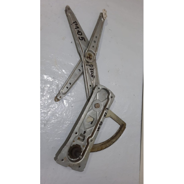 Maquina Vidro Manual Dianteiro Direito Corsa 96/02 4 Portas 