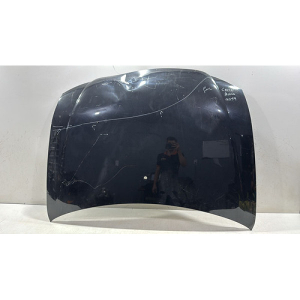 Capô Celta 2001 A 2006 Detalhes