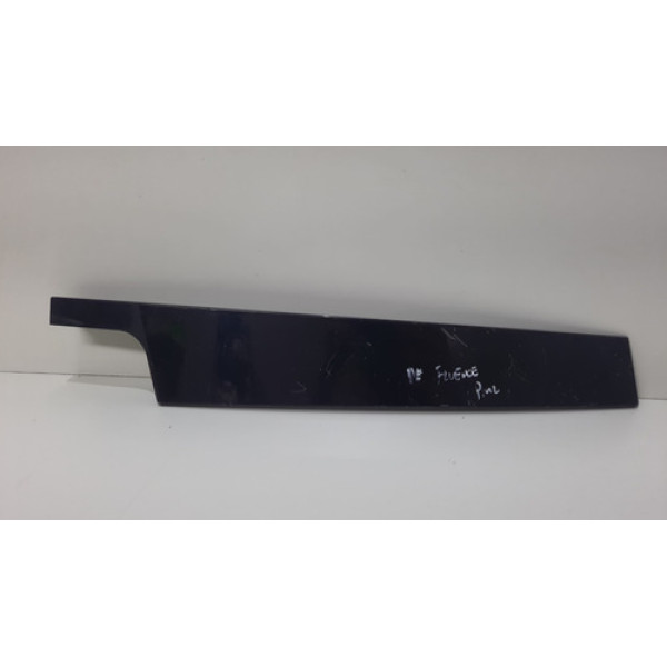 Moldura Coluna Porta Dianteira Esquerda Renault Fluence 