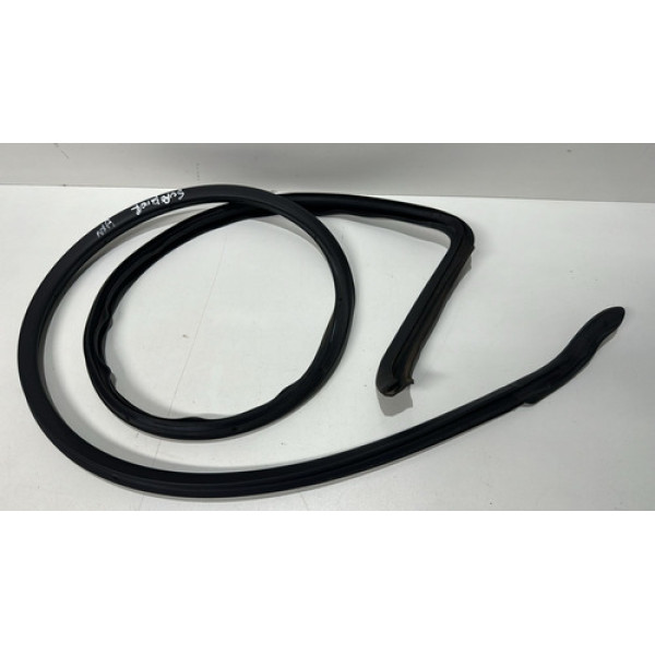 Borracha Pingadeira Lateral Esquerda Honda Hrv 2015/2021