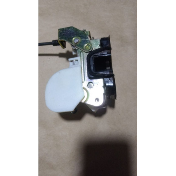 Fechadura Porta Direita Gm Celta 02 Portas Até 2006