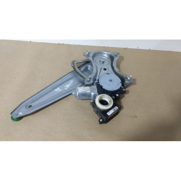 Maquina De Vidro Traseiro Esquerda Toyota Corolla/ 2009-2014