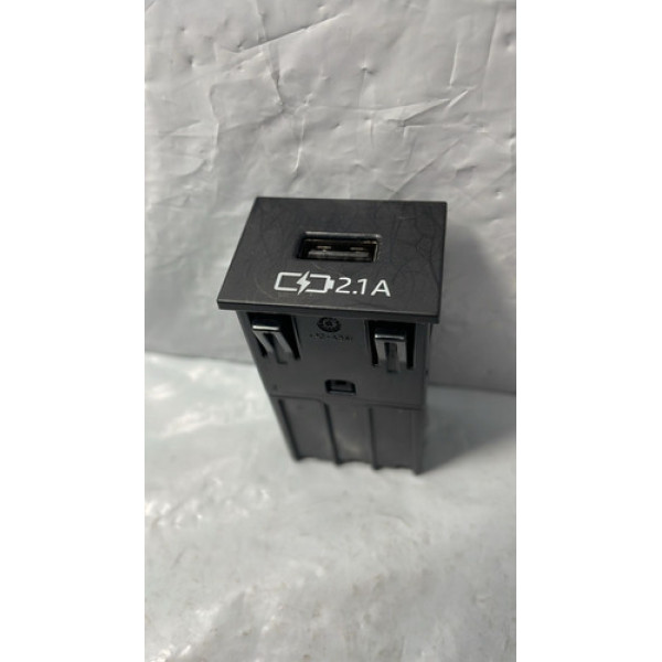 Tomada Usb Console Corolla 2020 2021 2022 2023 Original