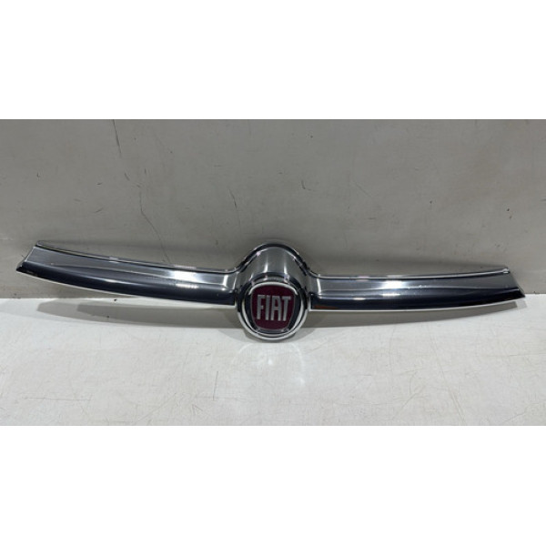 Friso Cromado Superior Fiat Toro 2015 2016 2017 2018