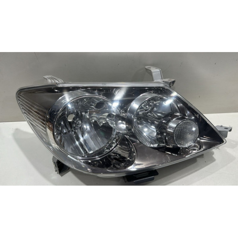 Farol Direito Sw4 2005 Á 2009 Cromo Black Cromado Escuro Farol Direito Sw4 2005 Á 2009 Cromo Black Cromado Escuro