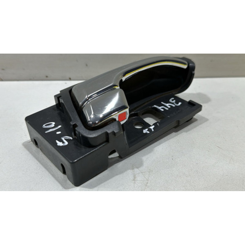 Maçaneta Interna Direita S10 2014 Á 2022 Usado Original! Maçaneta Interna Direita S10 2014 Á 2022 Usado Original!