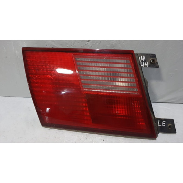 Lanterna Da Tampa Traseira Esquerdo Santana 2001/2005.