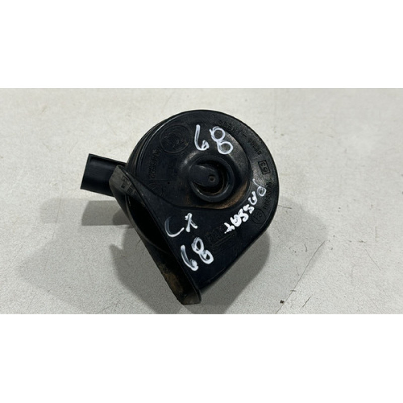 Buzina Vw Passat 2006 Á 2010 3c0951221a Buzina Vw Passat 2006 Á 2010 3c0951221a