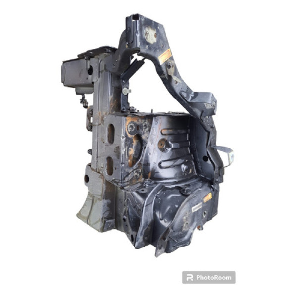 Caixa De Roda Longarina Direita Renault Fluence 2011/2017