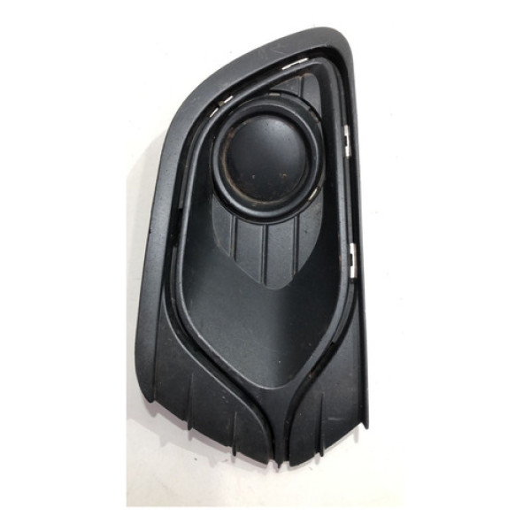 Moldura Esquerda Farol Milha Sandero Logan 2015 A 2017 Usado