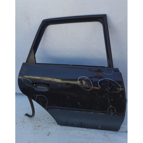 Porta Traseira Direita Audi A3 99/05 Detalhes