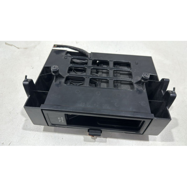 Porta Treco Entrada Mídia Vw Tiguan 5n0035342c Usado