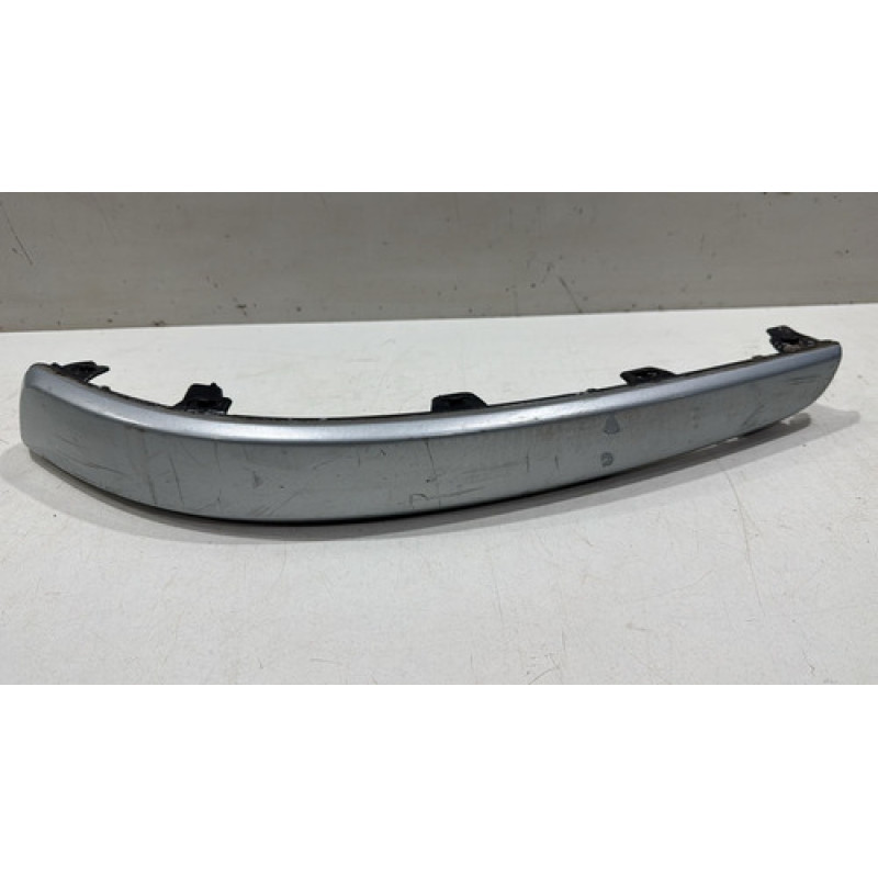 Aplique Parachoque Traseiro Direito Gm Vectra Gt 2008 2011 Aplique Parachoque Traseiro Direito Gm Vectra Gt 2008 2011