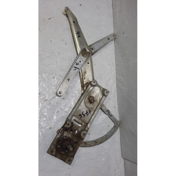 Maquina Vidro Manual Dianteiro Direito Celta 07/16 4 Porta