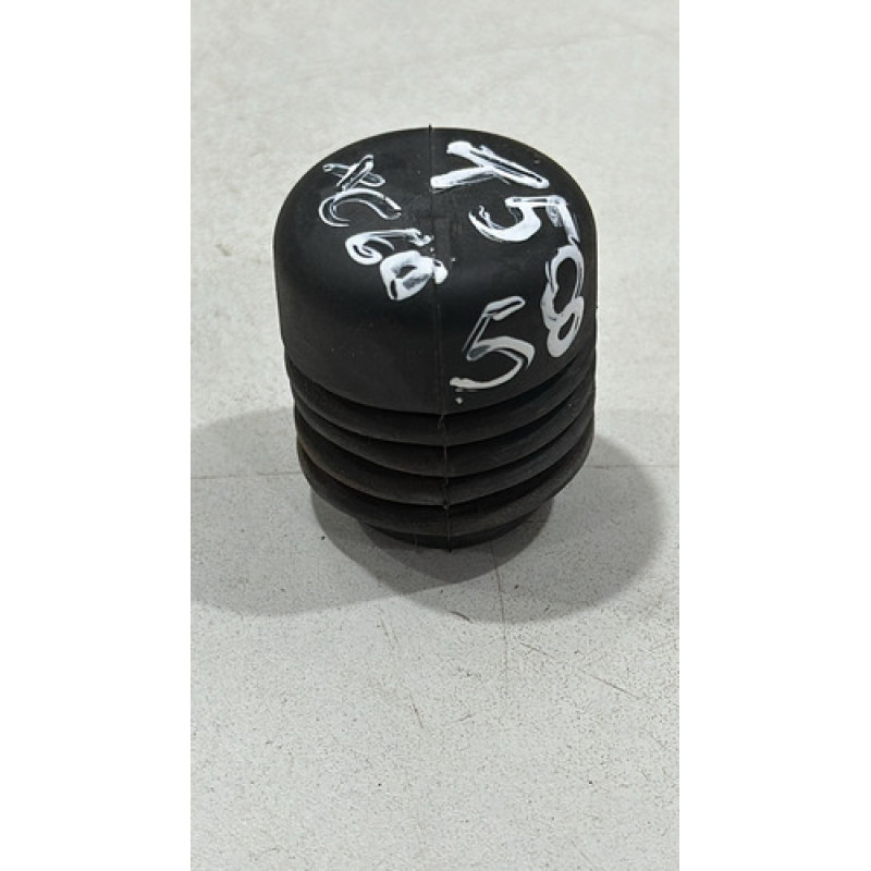 Batente Borracha Paralama Volvo Xc60 T5 2011 Batente Borracha Paralama Volvo Xc60 T5 2011