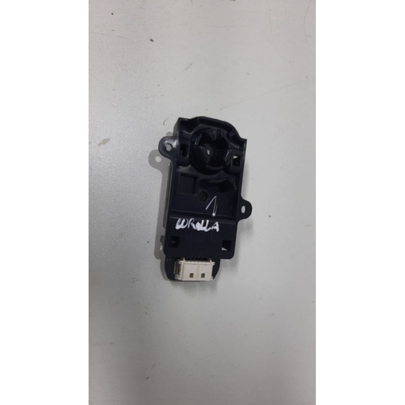 Led Interno Farol Esquerdo Corolla Sedan 2020/2023 Compare Led Interno Farol Esquerdo Corolla Sedan 2020/2023 Compare