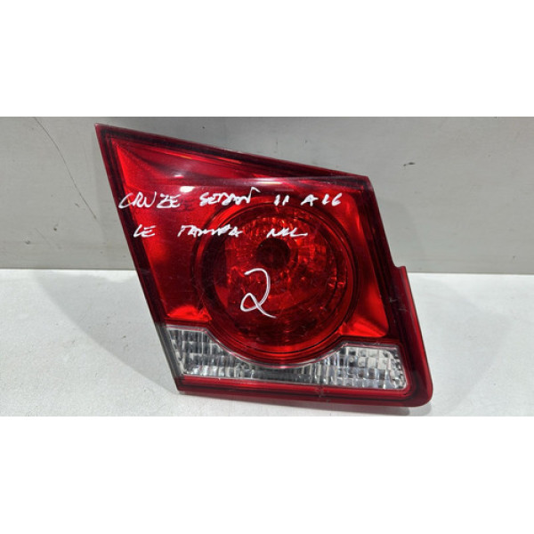 Lanterna Esquerda Tampa Traseira Gm Cruze Sedan 2012 Á 2016