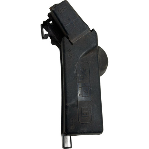 Tampa Polo Positivo Bateria Gm Cruze Ltz 2017 Á 2021 Usado