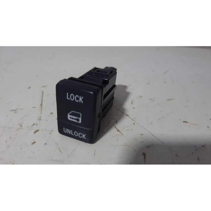 Botao Interruptor Trava Lock Toyota Etios Cod.191572 Botao Interruptor Trava Lock Toyota Etios Cod.191572