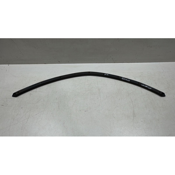 Borracha Superior Direito Grade Corolla 2015 A 2017 Usado