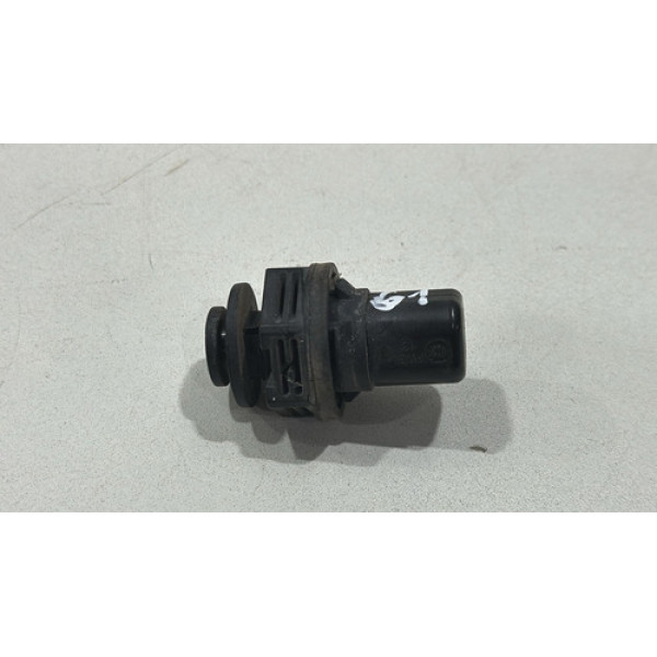 Batente Porta Malas Fox Pepper 606827499 Usado Original