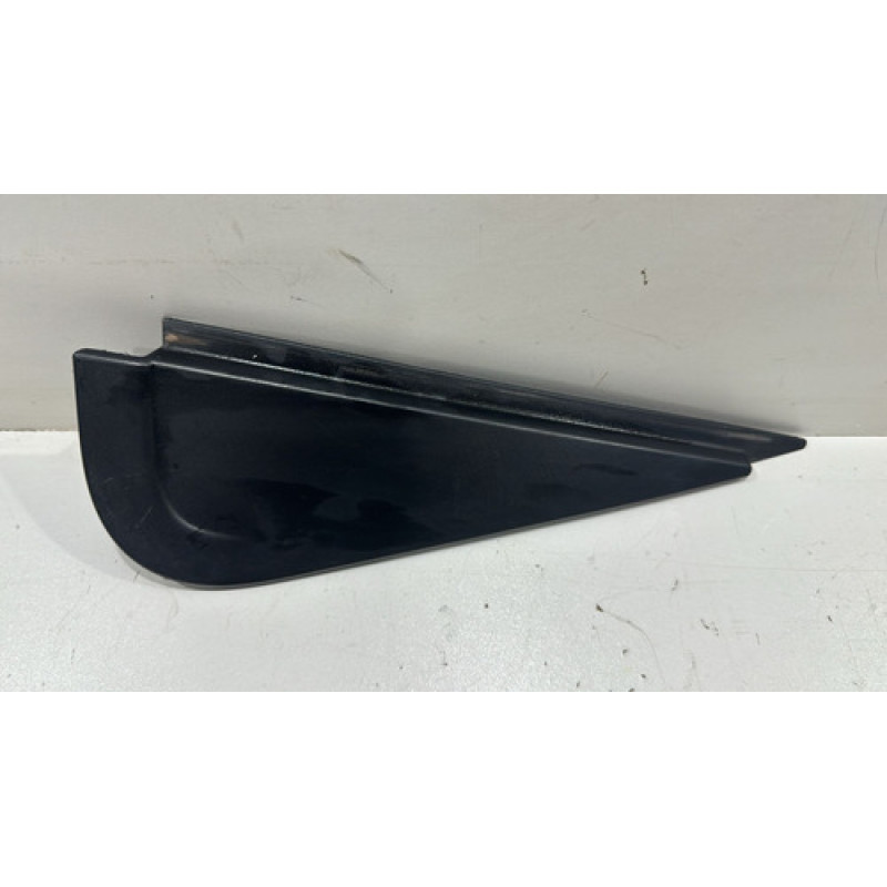 Moldura Porta Traseira Esquerdo Externo Duster 2015 Á 2019 Moldura Porta Traseira Esquerdo Externo Duster 2015 Á 2019