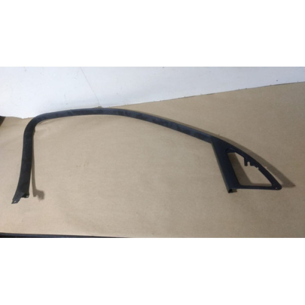 Moldura Superior Porta Omega 2011 Diant Esq 3