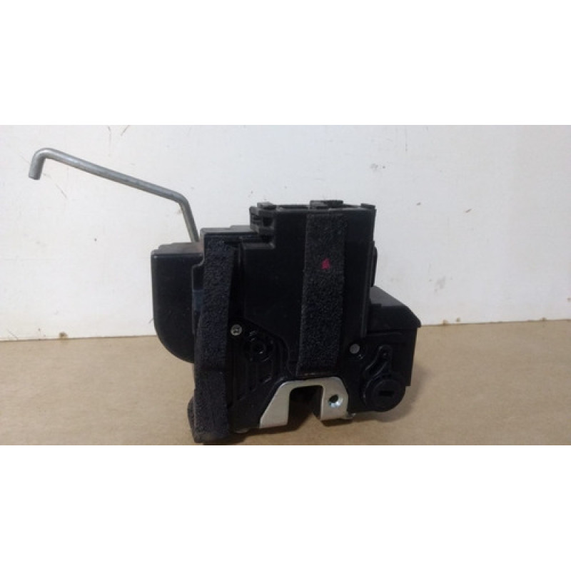 Fechadura Trava Elétrica Traseira Esquerda Hyunda Hb20 13/20 Fechadura Trava Elétrica Traseira Esquerda Hyunda Hb20 13/20