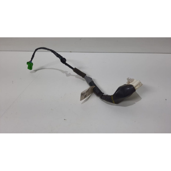 Chicote Tomada Auxiliar Interna Console Central Crv 2.0 10